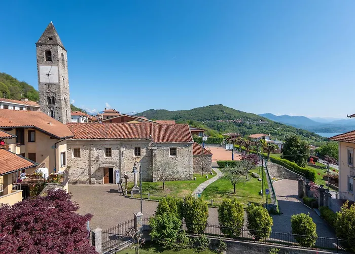 Residenza San Michele * Massino Visconti